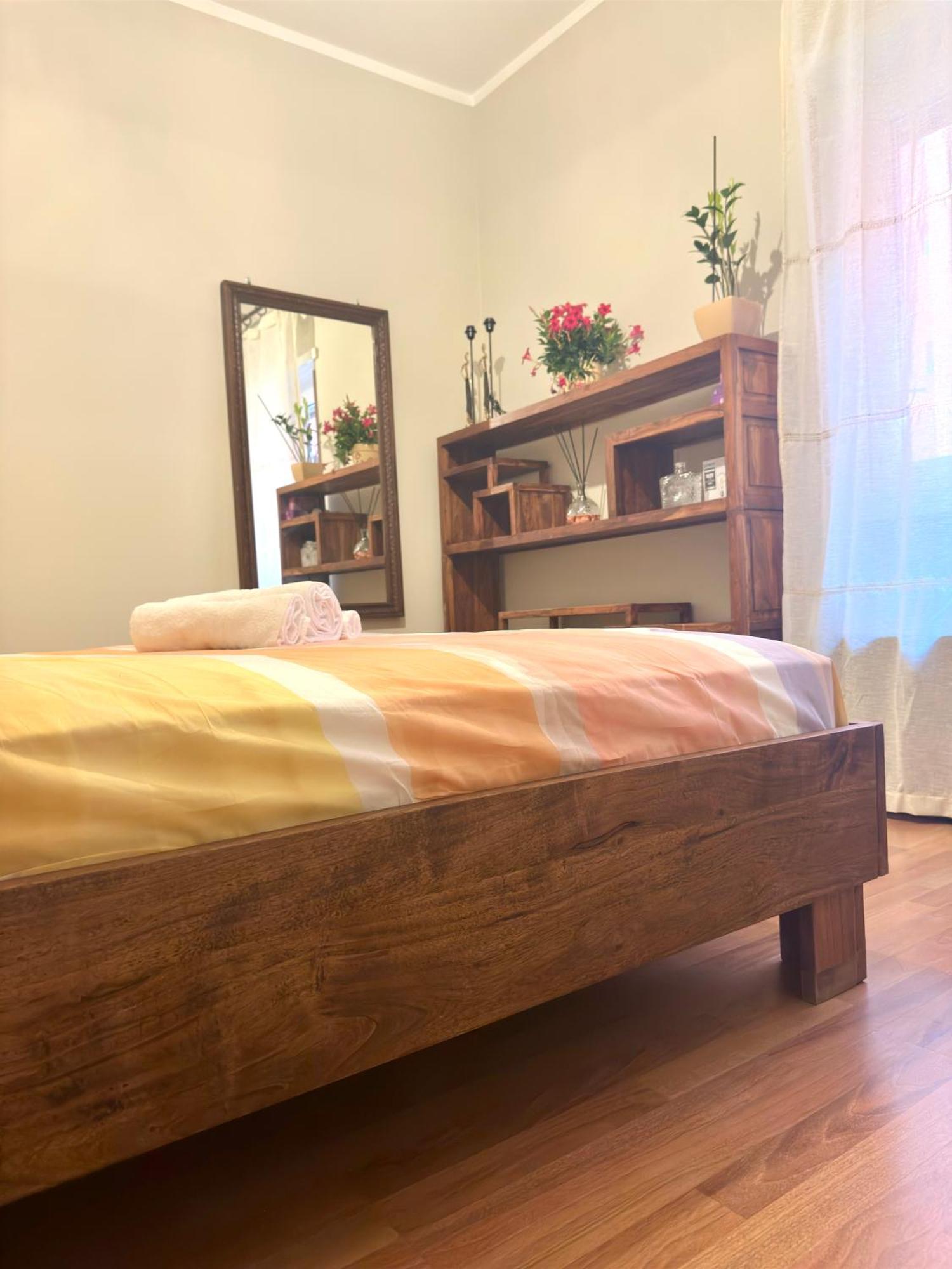 Appartamento Dude House - Spacious New Flat Near Metro A Station