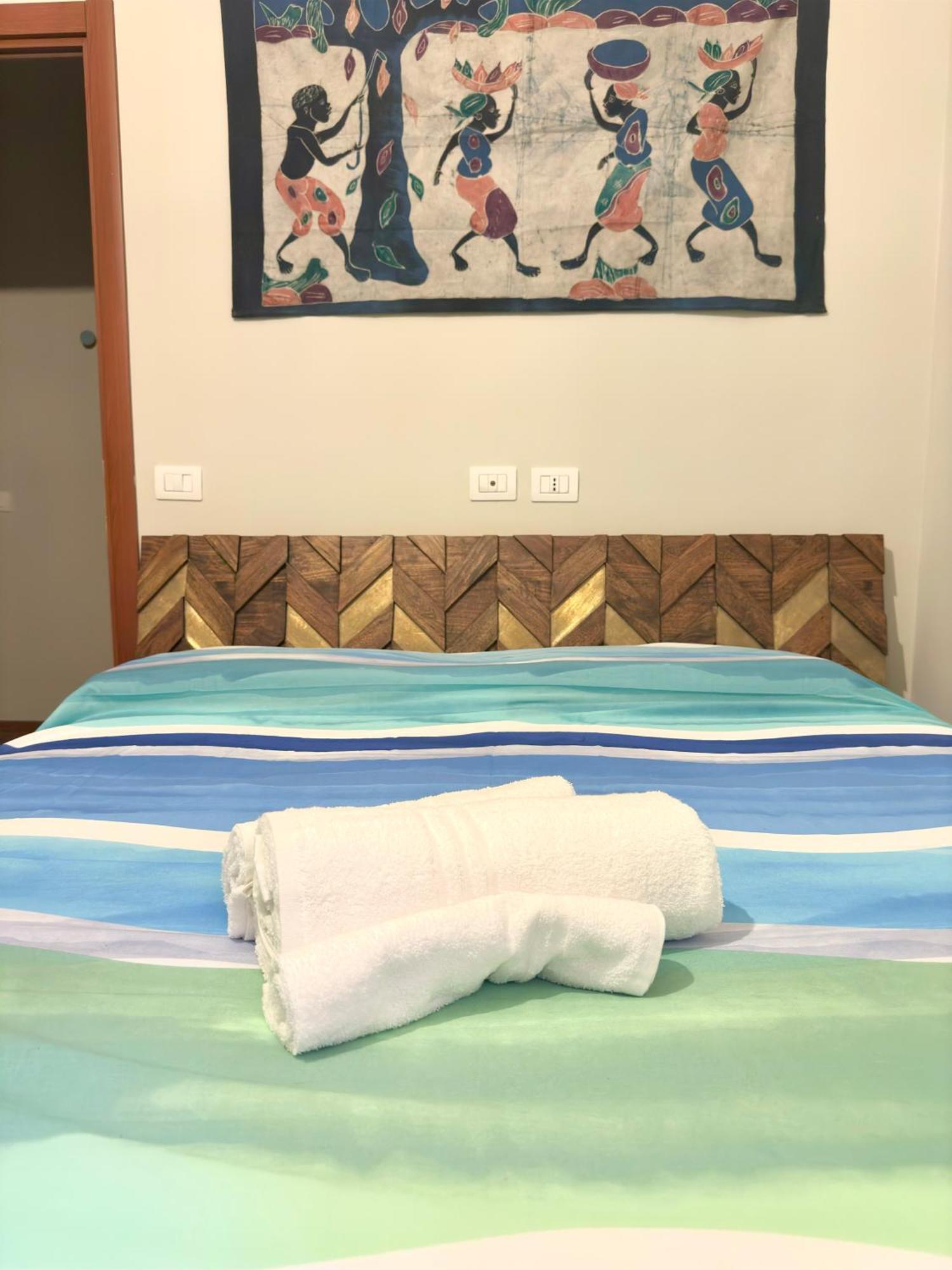 Dude House - Spacious New Flat Near Metro A Station Appartamento *