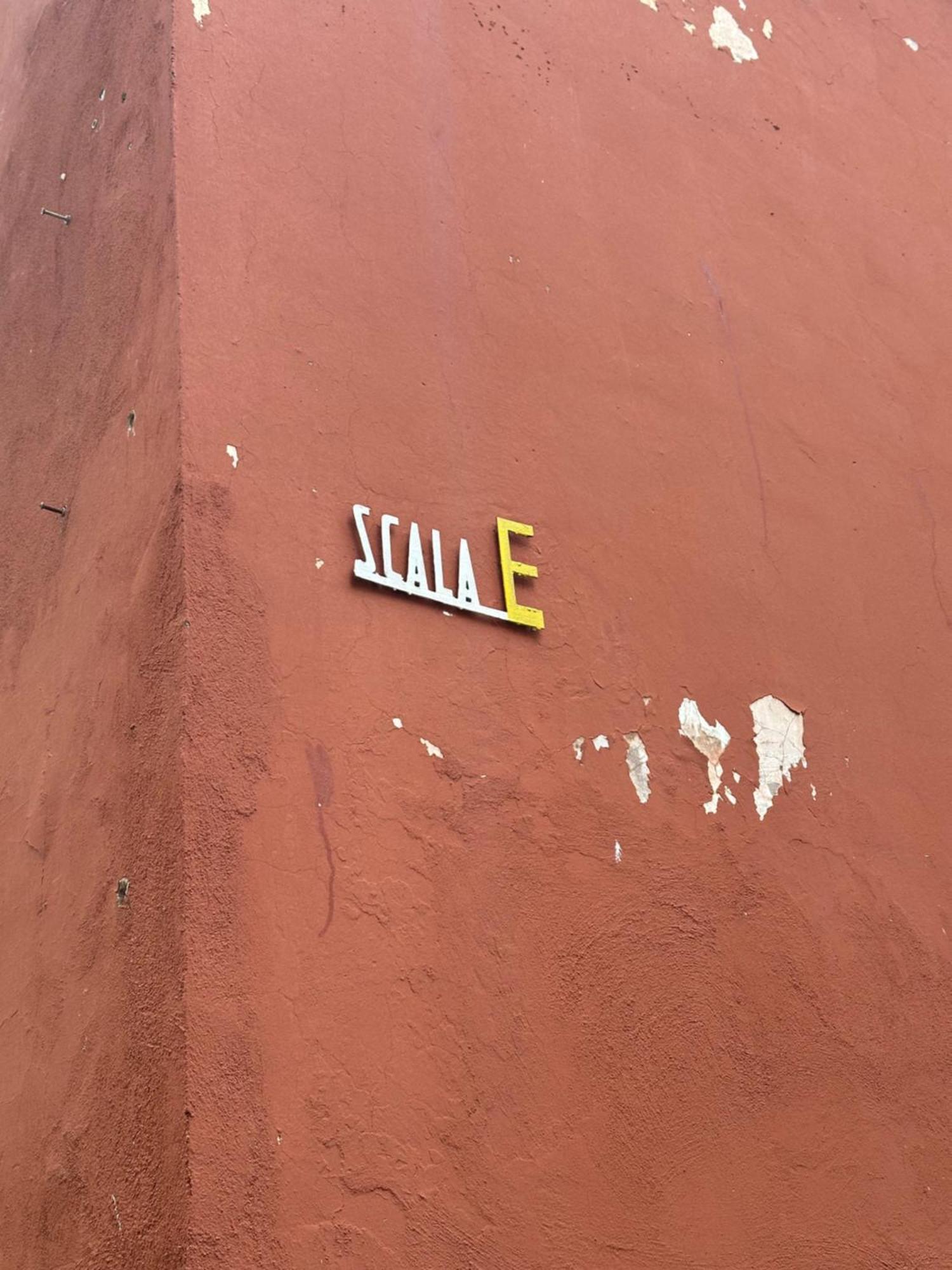 Appartamento Dude House - Spacious New Flat Near Metro A Station
