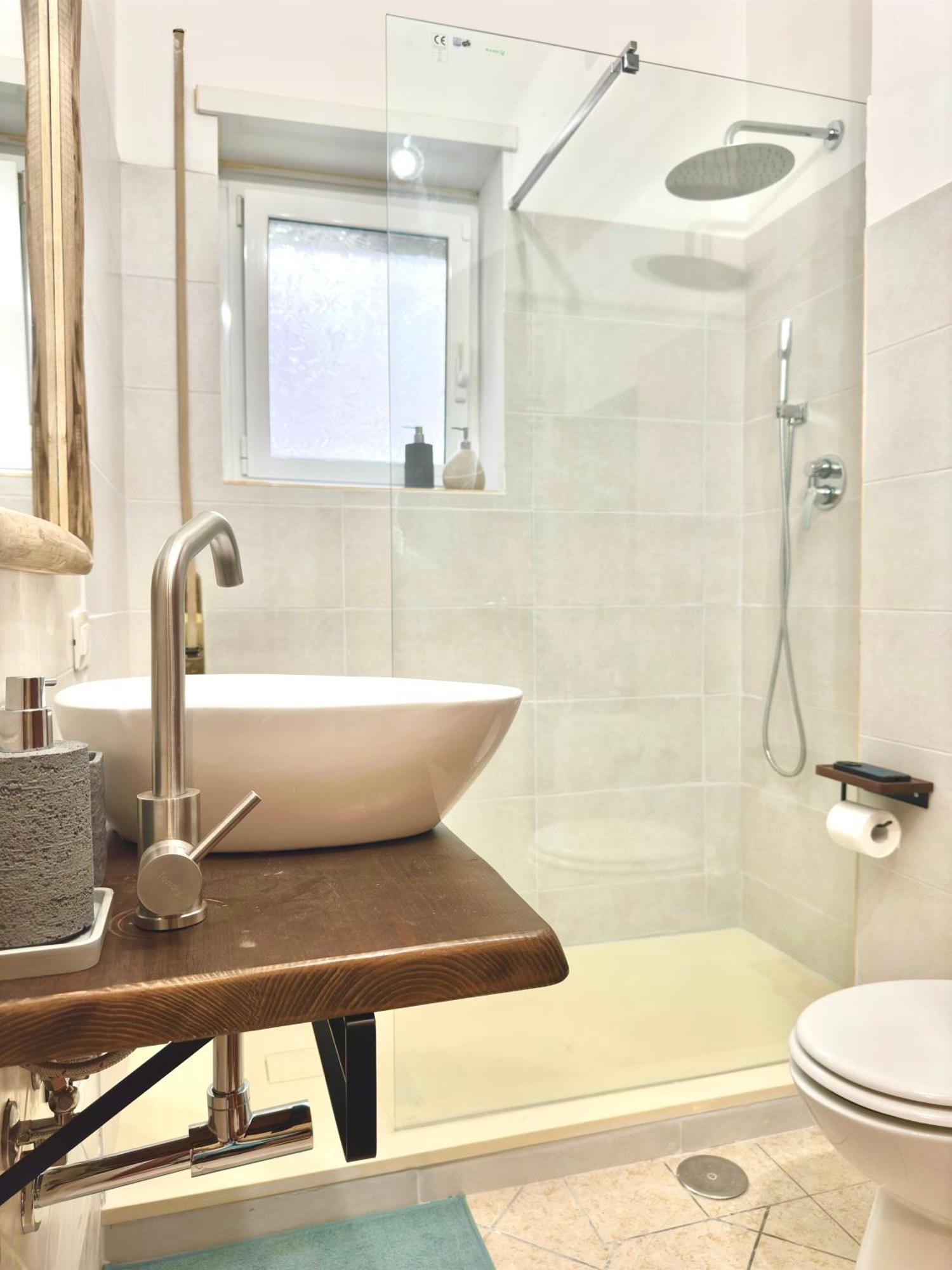 Apartamento Dude House - Spacious New Flat Near Metro A Station