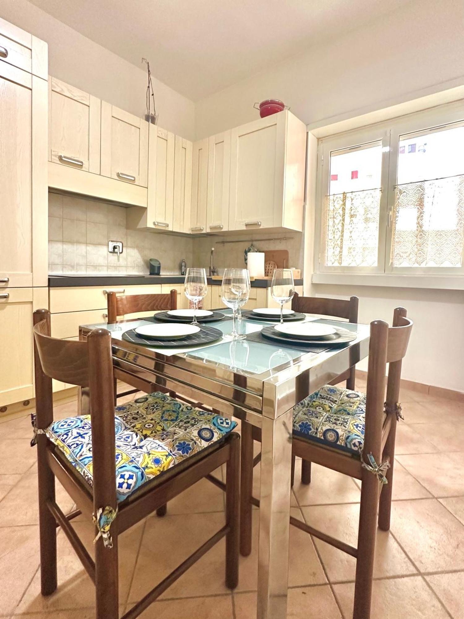 Apartamento Dude House - Spacious New Flat Near Metro A Station